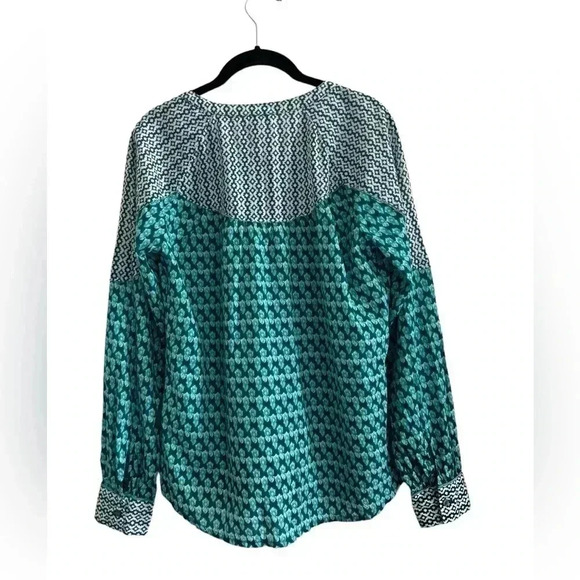 SUNDANCE Blouse Women's Size M Teal White Cotton Contrast Patterns Long Sleeve - Picture 2 of 13